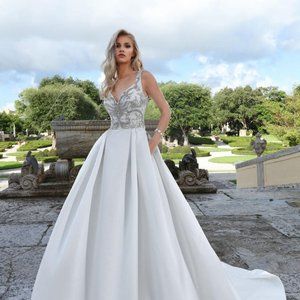 Ashley & Justin Brand New Wedding Dress